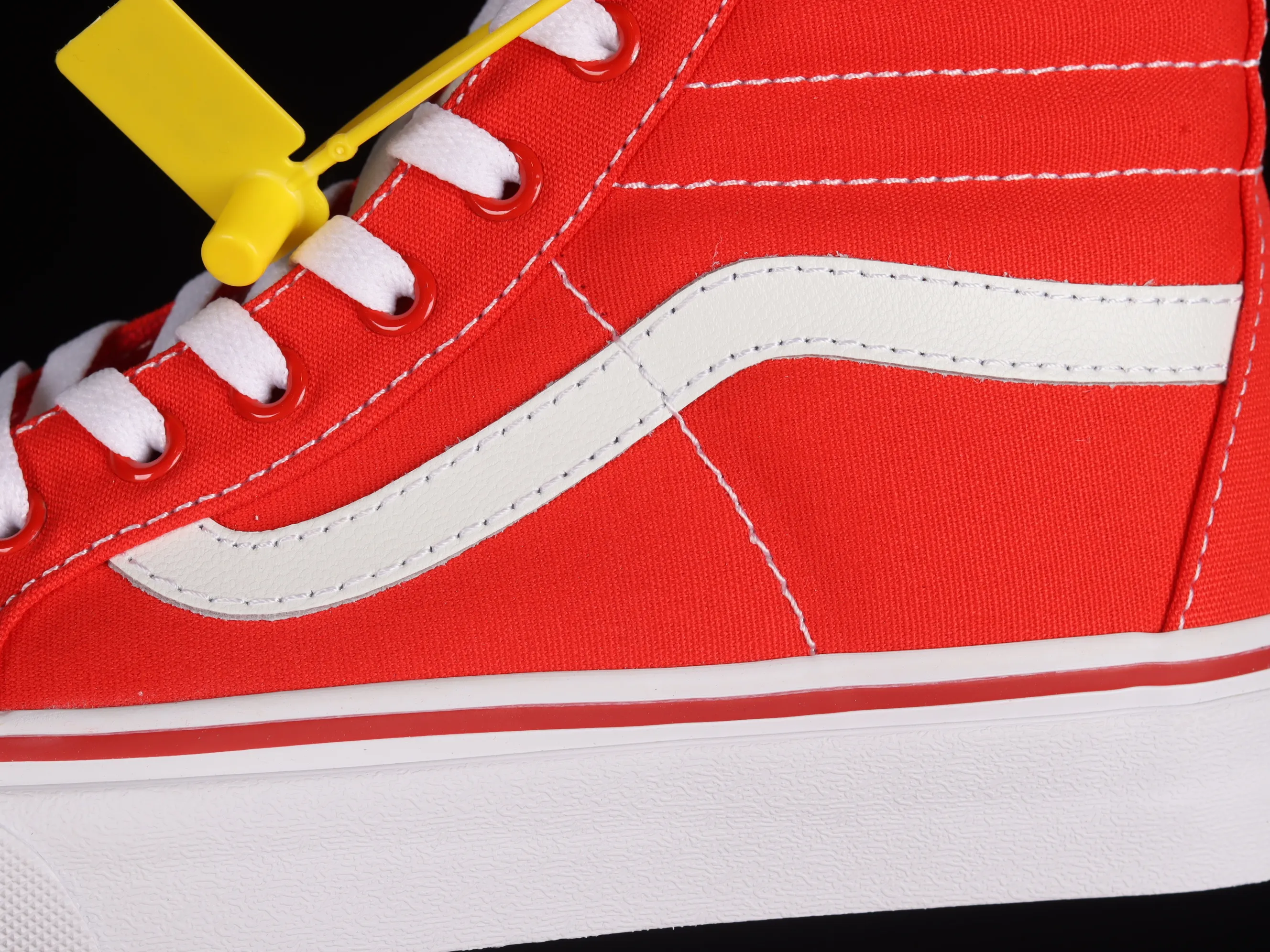 All categories Vans Vans series Vans Hi Vans high-top Vans SK8-Hi Vans official high-end branch classic red and white high-top casual sneakers VN000TS9GYK
